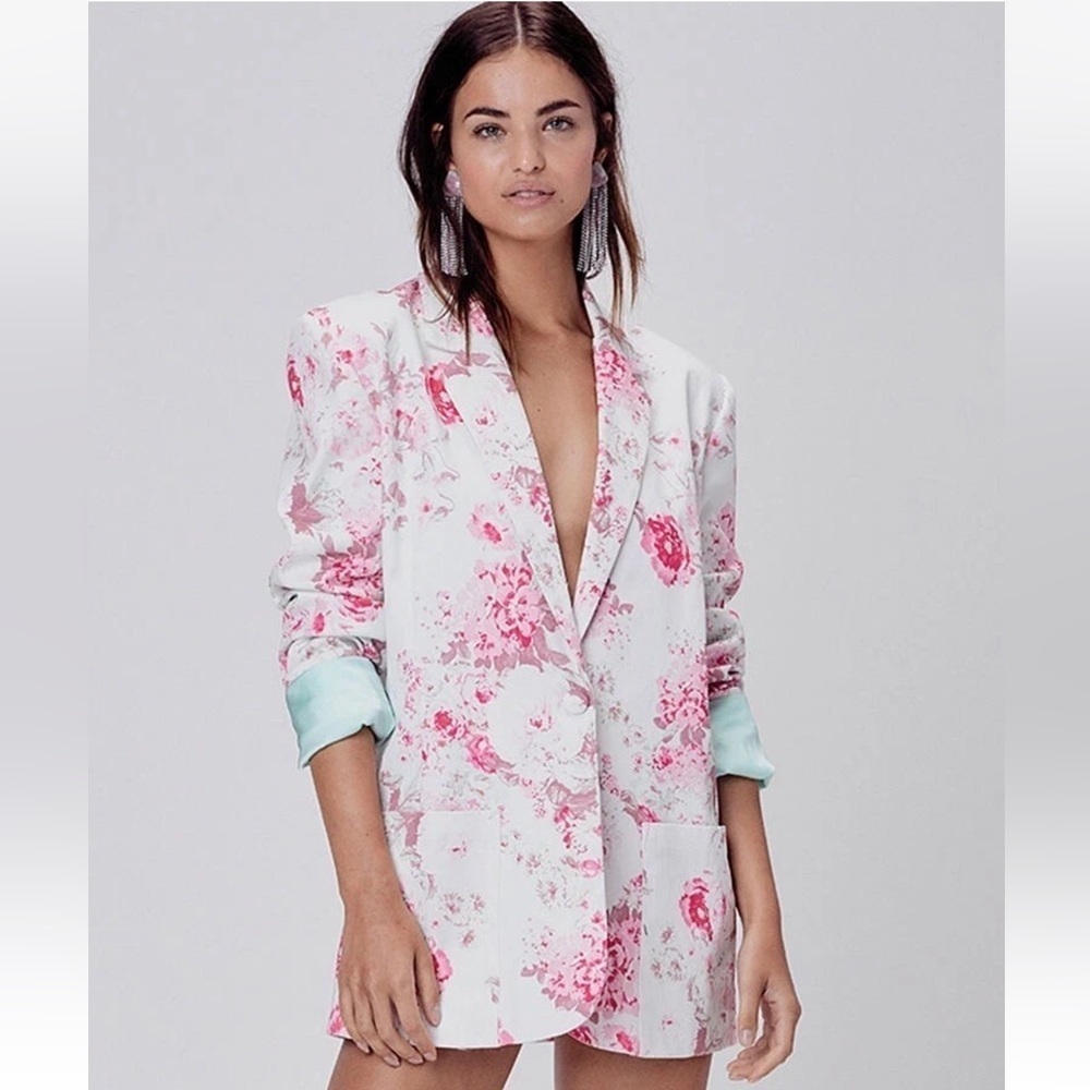 NWT For Love & Lemons Weston Denim Blazer Pink Floral - Medium - Picture 2 of 8